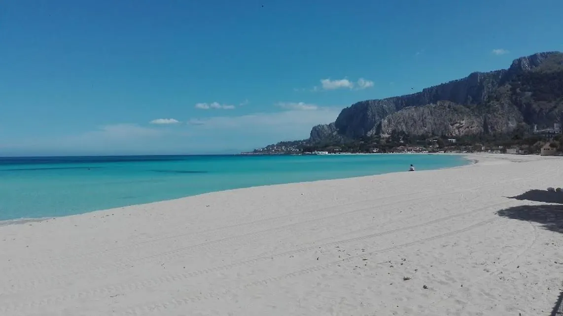 Falstaff Rooms & Suites Palermo Italien
