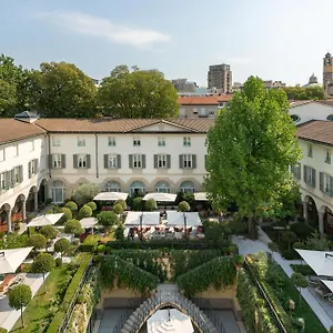 Four Seasons 5*, Milán Italia